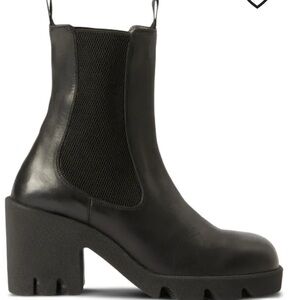 Burberry Leather Chelsea Black Mid-Calf Heeled Boots Womens sz EU 36 / 6 NIB